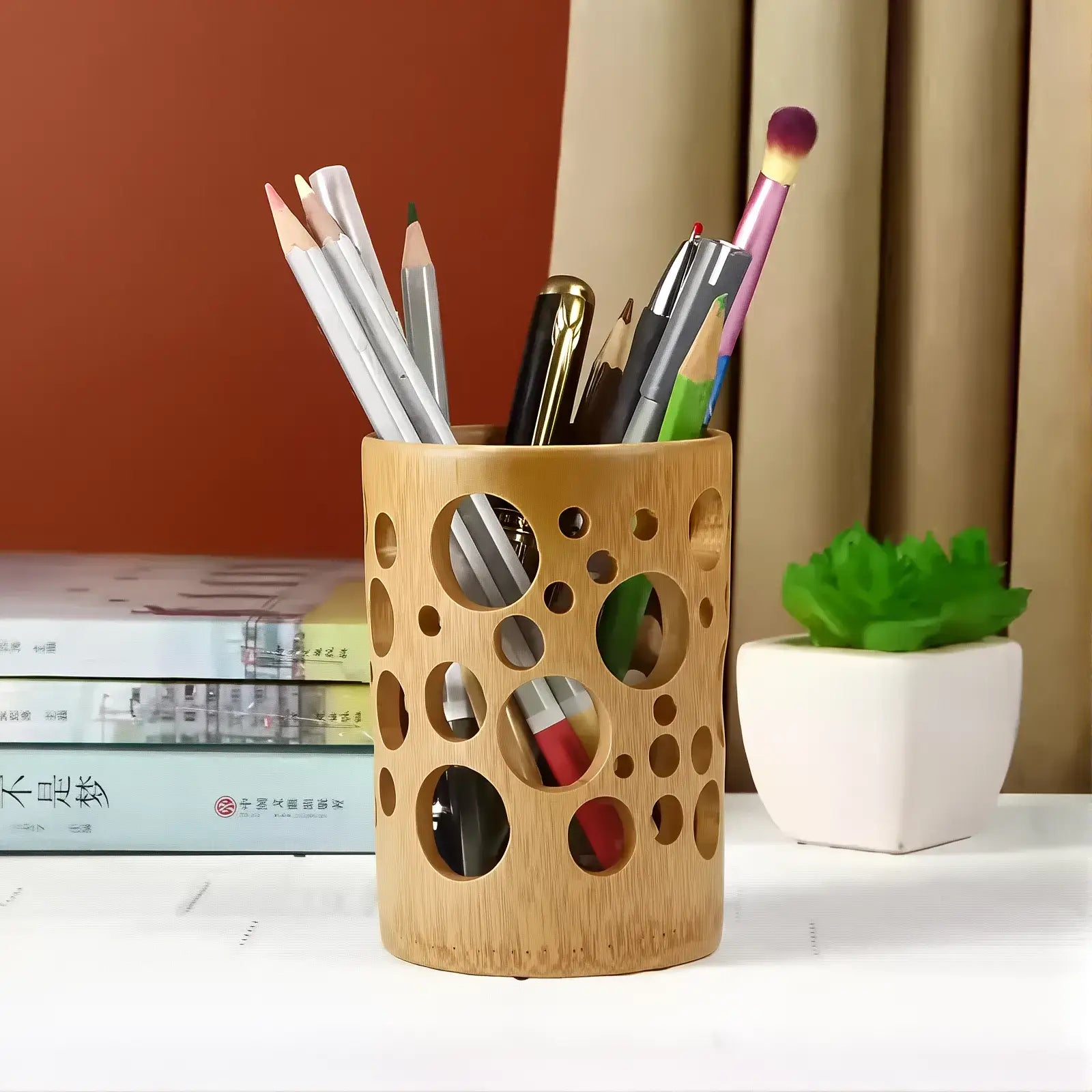 NienBam Creative Hollowed Water Cube Bamboo Round Office Pen Holder