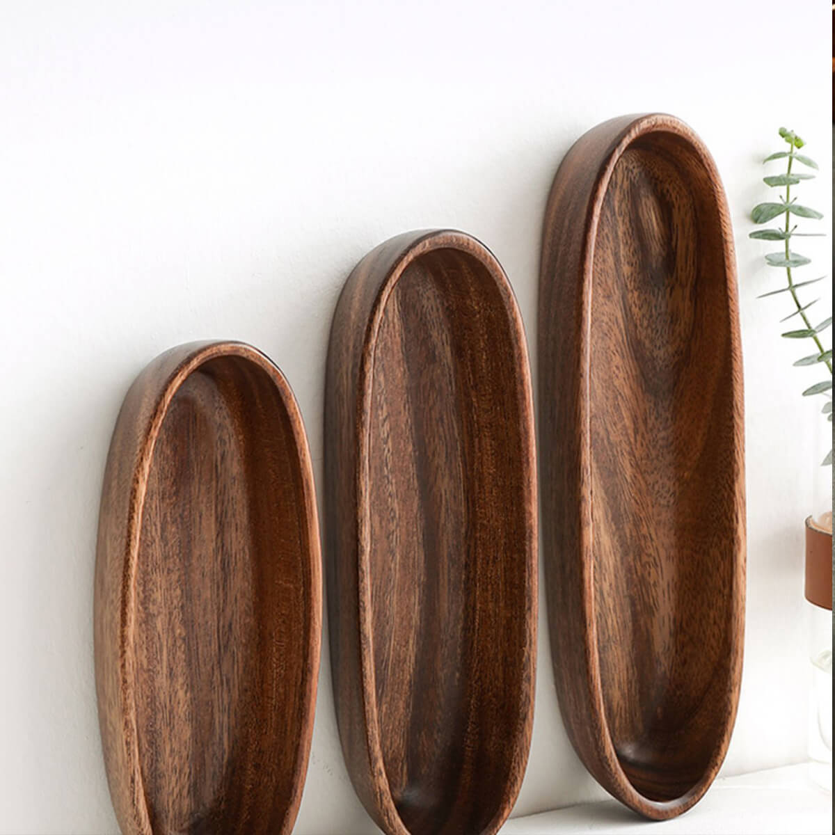 Acacia Wood Boat-Shaped Snack Nut Fruit Bowl