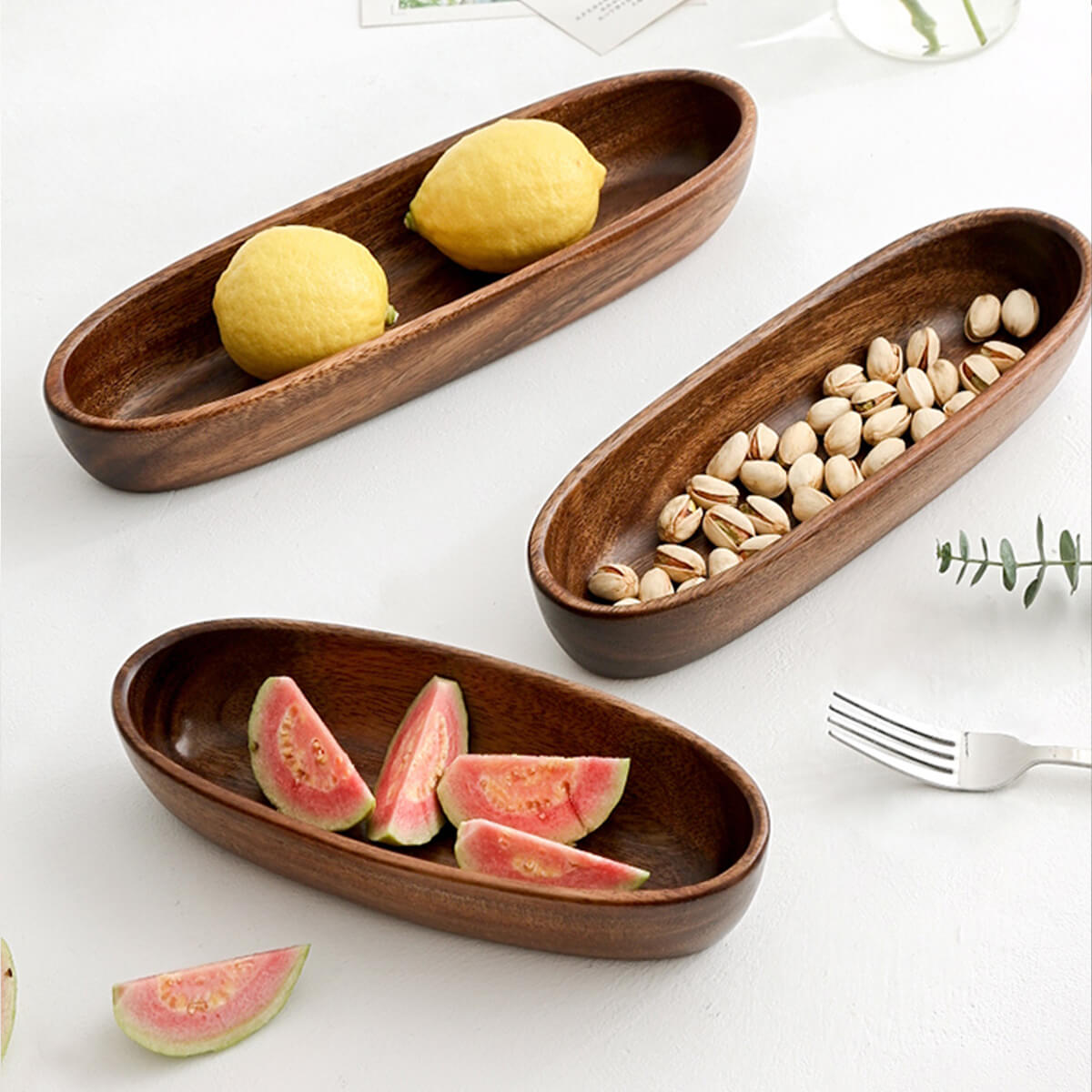 Acacia Wood Boat-Shaped Snack Nut Fruit Bowl