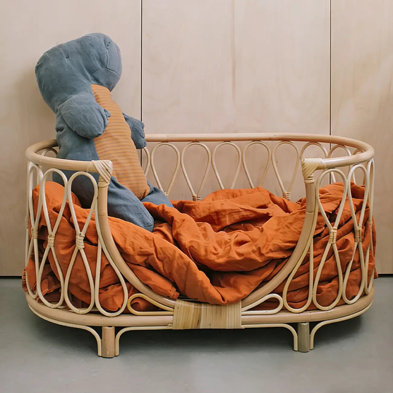 Boho Rattan Pet Bed  Cradle-Style for Small to Medium Dogs & Cats with Removable Cushion