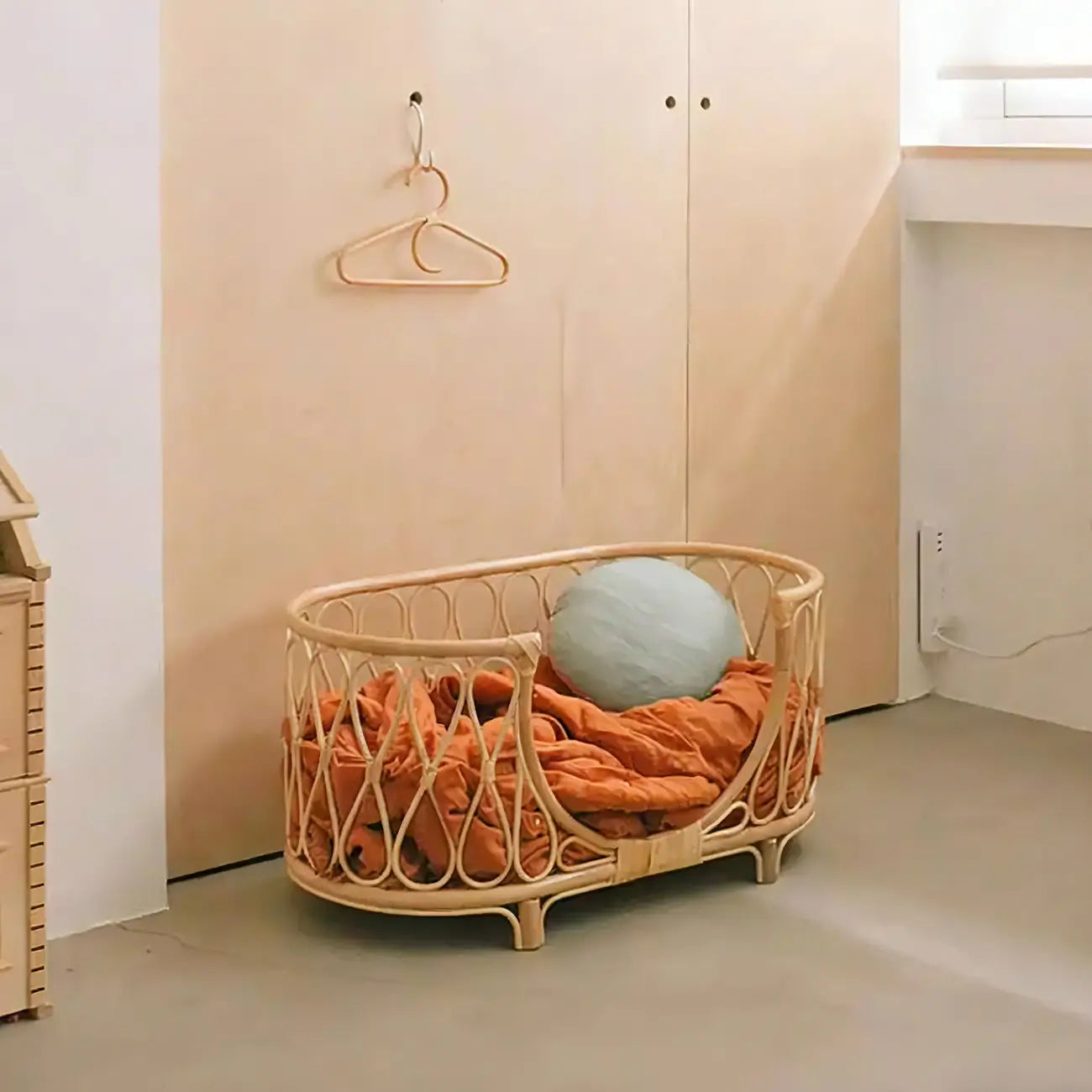 Boho Rattan Pet Bed  Cradle-Style for Small to Medium Dogs & Cats with Removable Cushion