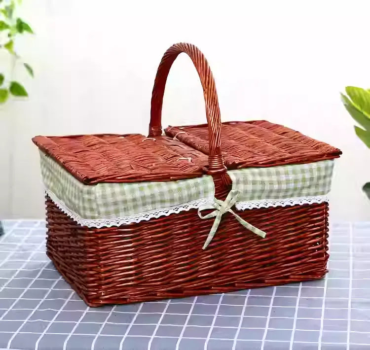 Rattan Portable Outdoor Picnic Fruit & Vegetable Basket with Lid